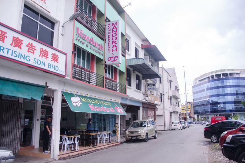 Oyo 836 Mandurah Room & Cafe Kuching Zewnętrze zdjęcie