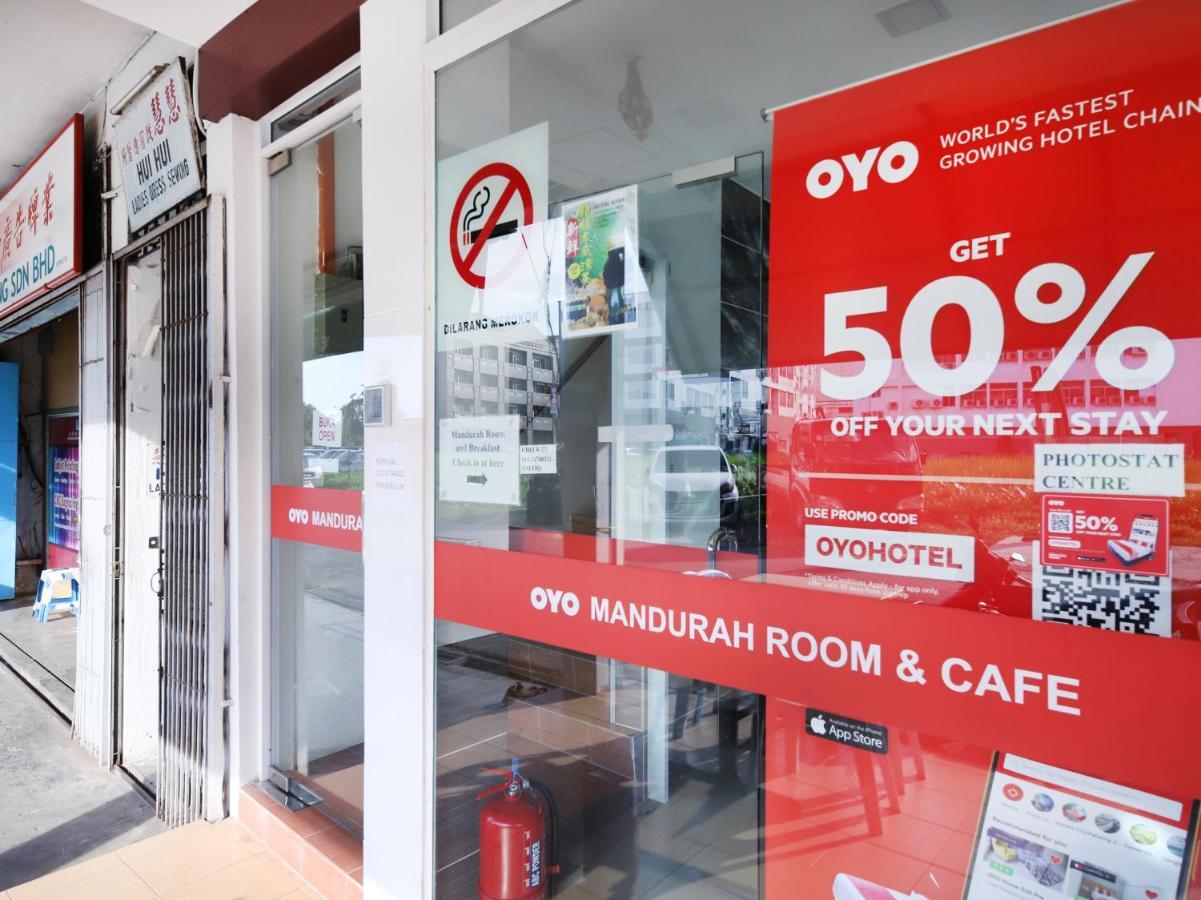 Oyo 836 Mandurah Room & Cafe Kuching Zewnętrze zdjęcie